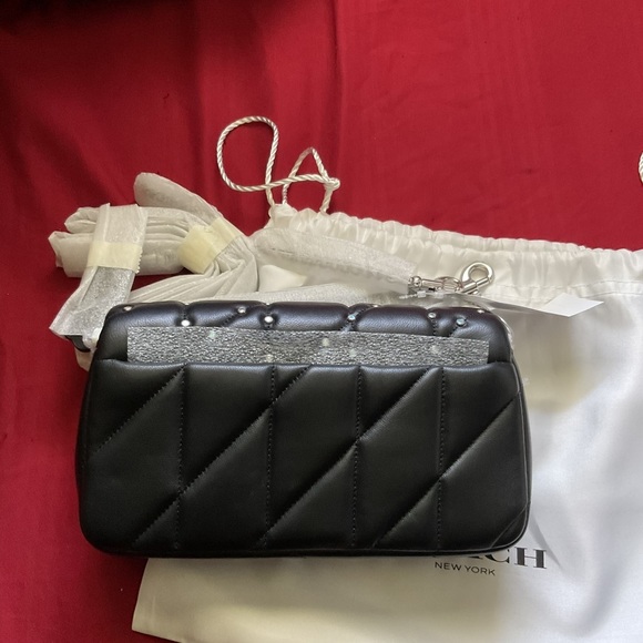 Coach - Picture 5 of 6